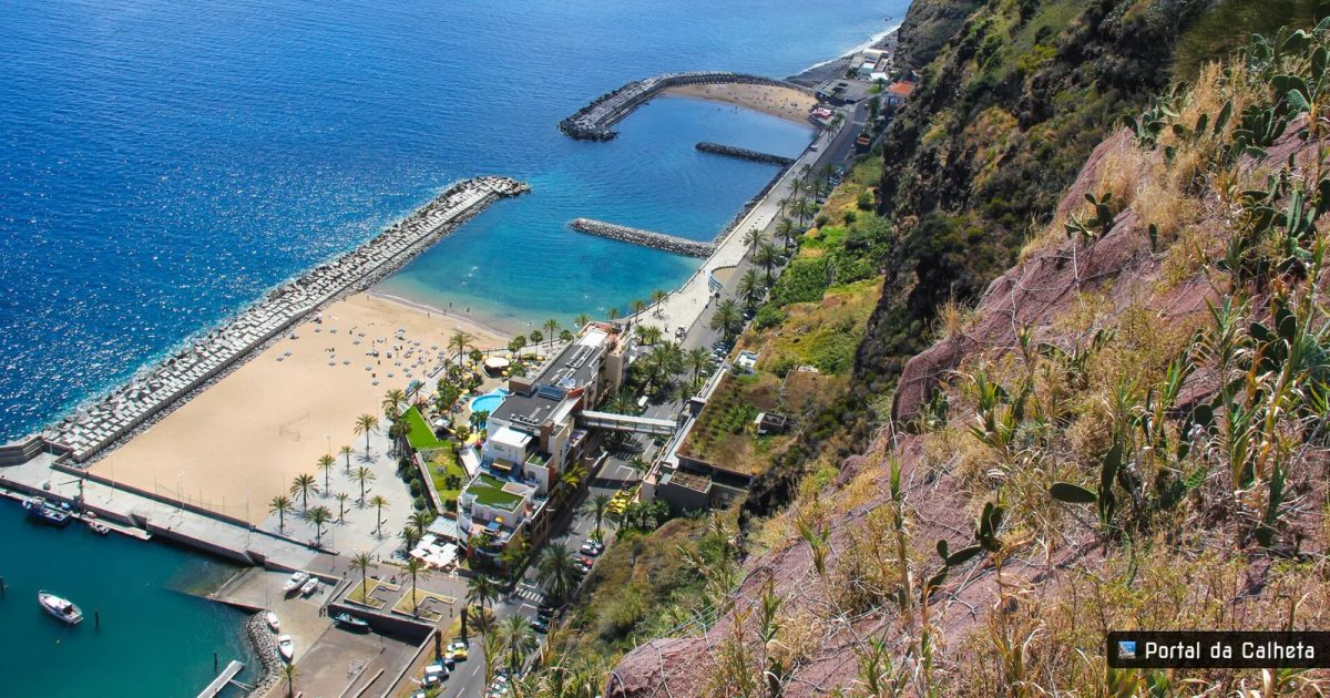 Bars along the marina quay at Calheta