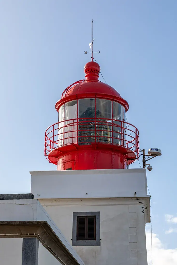 The lighthouse and clifftop at Ponta do Pargo, near the village restaurants